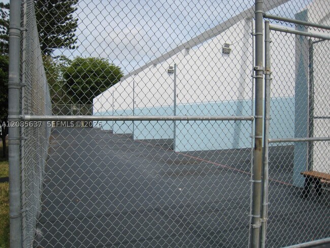 Building Photo - 7703 Camino Real