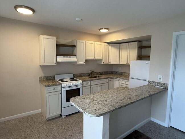 Building Photo - 1118 N H St