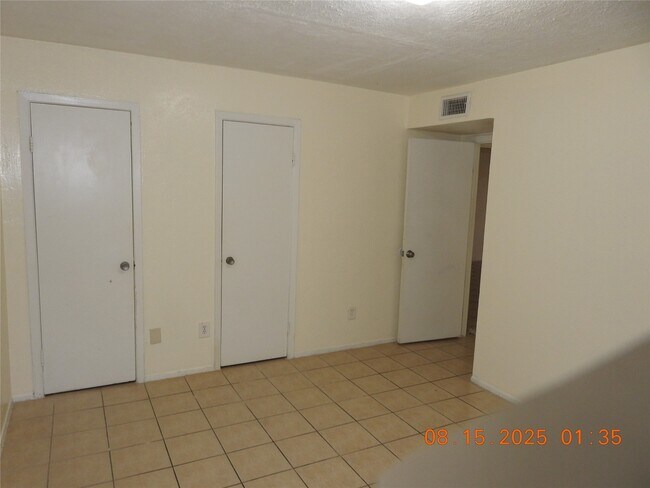 Building Photo - 6305 Westward St