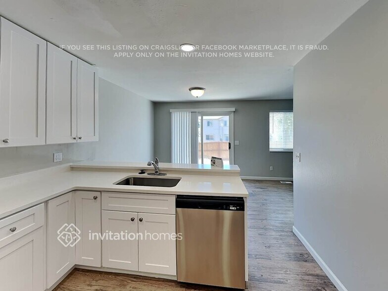 Building Photo - 2933 S Argonne St