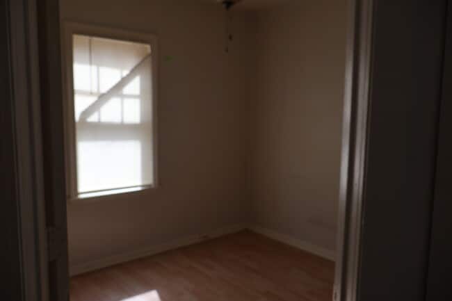 Building Photo - 2572-76 Van Buren Pl