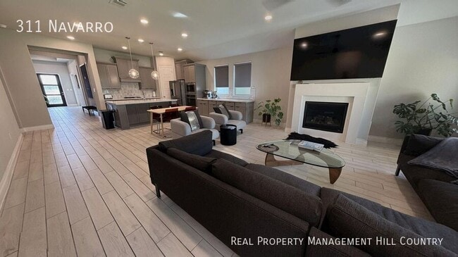 Building Photo - 311 Navarro-