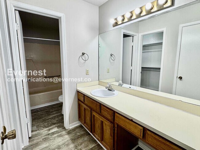 Building Photo - 7019 S 78th E Ave