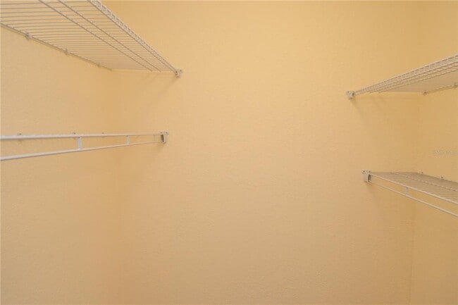 Building Photo - 10263 Gandy Blvd N