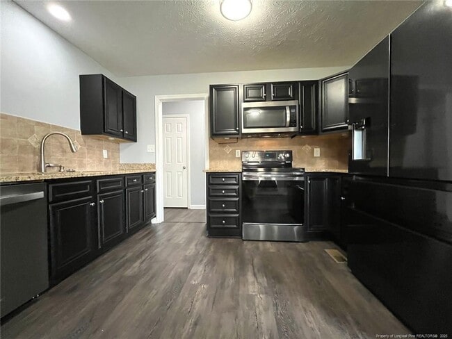 Building Photo - 1508 Thoroughbred Trail