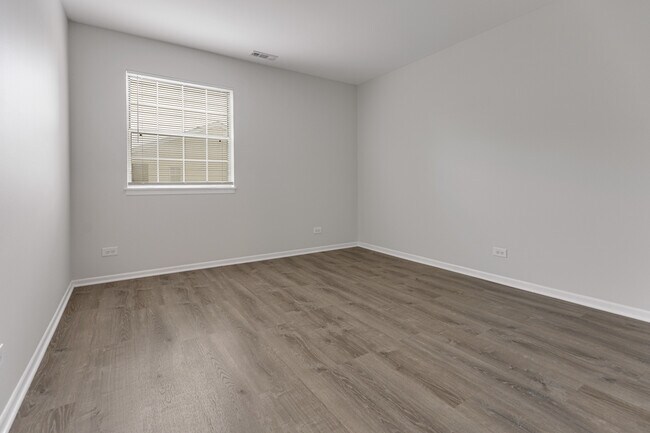 Building Photo - 96 Gant Cir