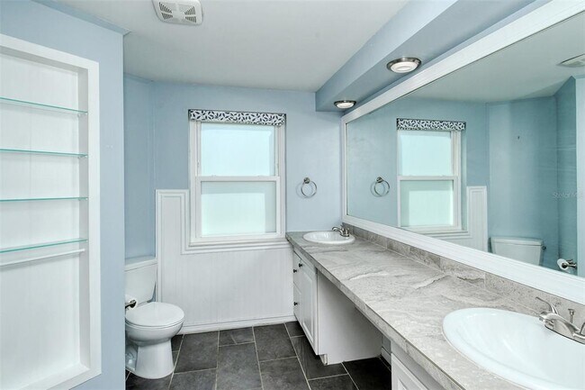 Building Photo - 2512 Post Rd