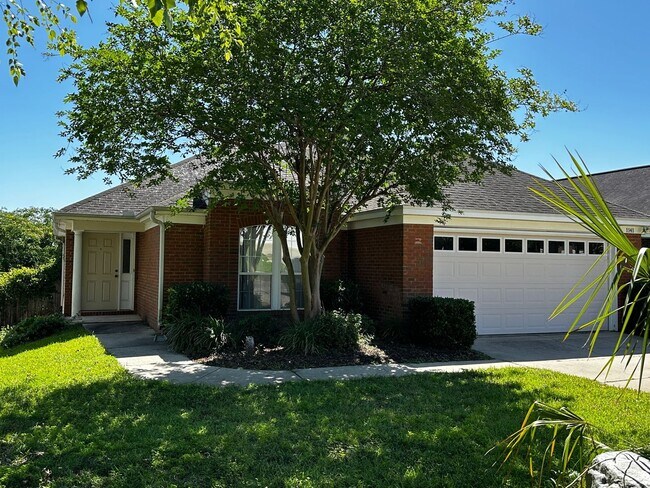 Primary Photo - 1141 High Meadow Dr