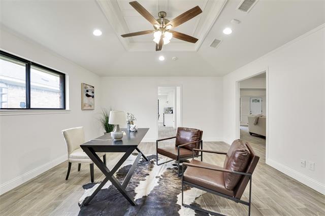 Building Photo - 9738 Amberley Dr