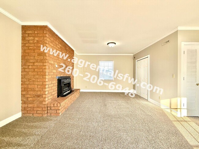 Building Photo - 802 Goshen Ave