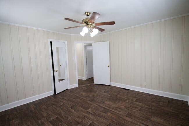 Building Photo - Exclusively Offered By Muse Realty Rentals, LLC