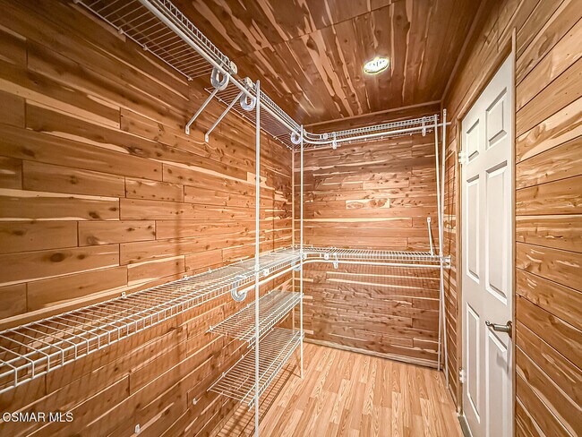 Building Photo - 2561 Heywood St