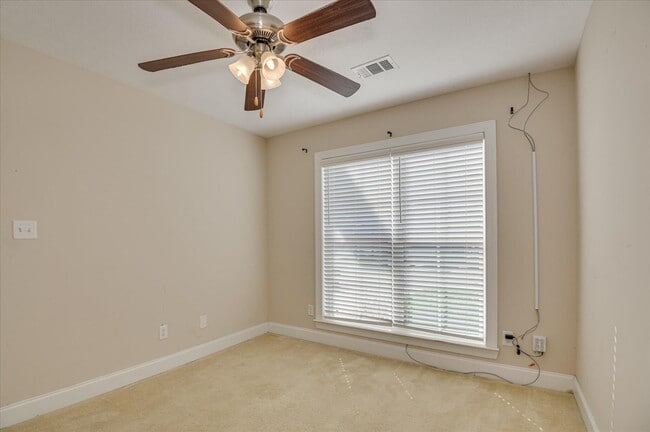 Building Photo - 733 Leela Ct
