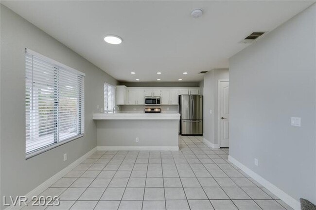 Building Photo - STUNNING 2 STORY HOME IN SUMMERLIN WITH POOL 89134