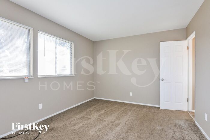 Building Photo - 11150 Mammoth Dr