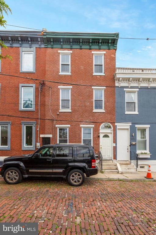 Building Photo - 803 Cameron St