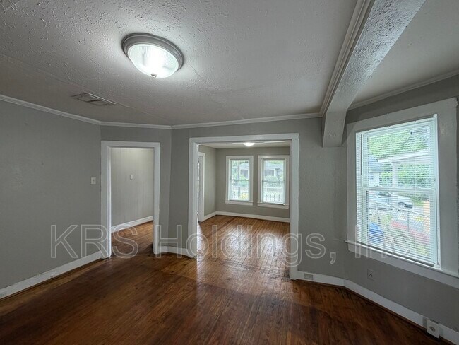 Building Photo - 1145 23rd St
