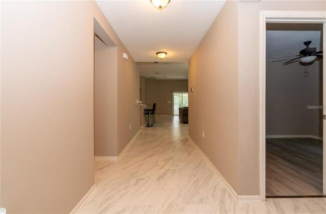 Building Photo - 159 Pergola Pl