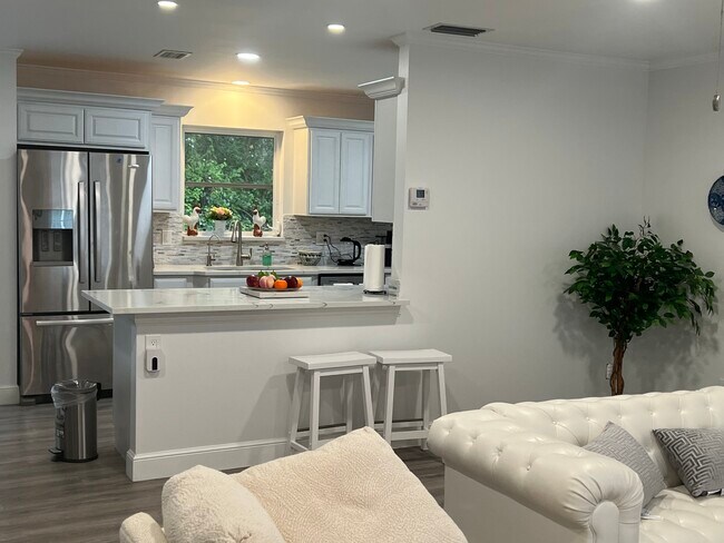 Building Photo - 9080 Peebles Rd