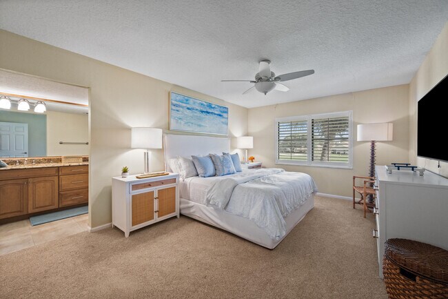 Building Photo - 16914 Waterbend Dr