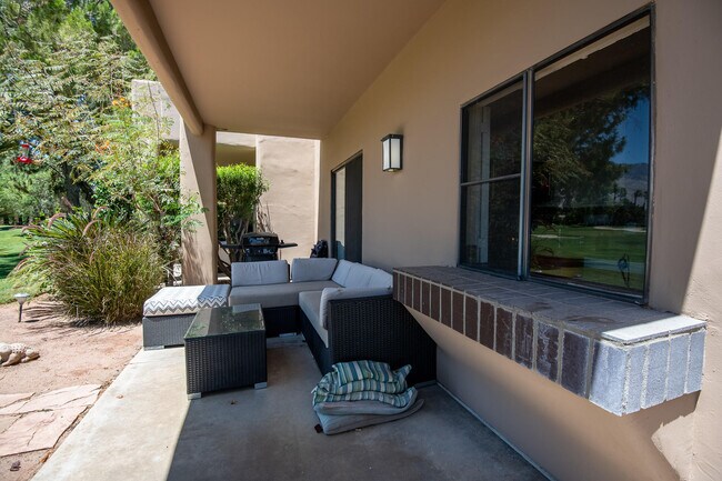 Building Photo - 67421 Toltec Ct