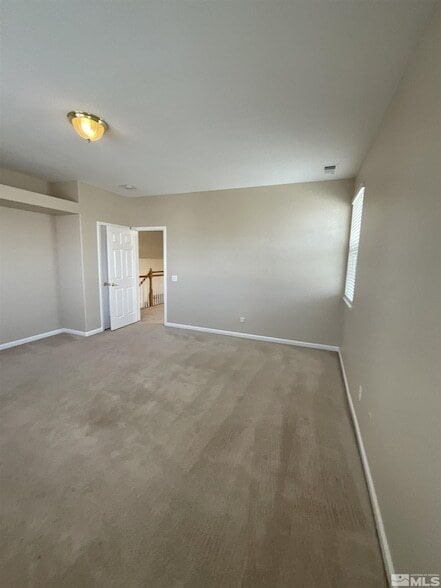 Building Photo - 2847 Falcon Ridge Dr