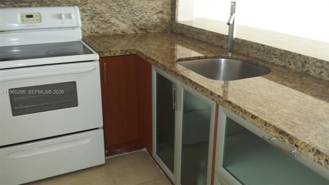 Building Photo - 492 NW 165th St