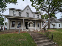 Building Photo - 428 Delaware St