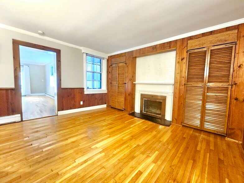 Building Photo - 24 Fayette St