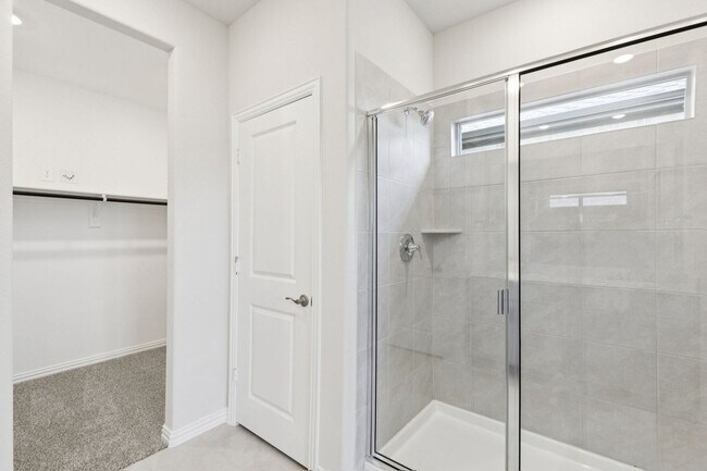 Building Photo - 109 Greenbriar Dr