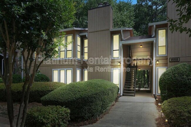 Building Photo - 1555 Terrell Mill Pl SE