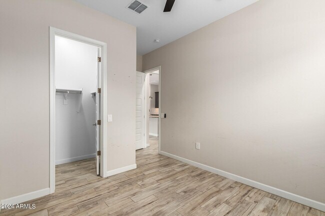 Building Photo - 17719 N 50th Way