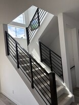 Building Photo - 928 Saint Andrews Ln