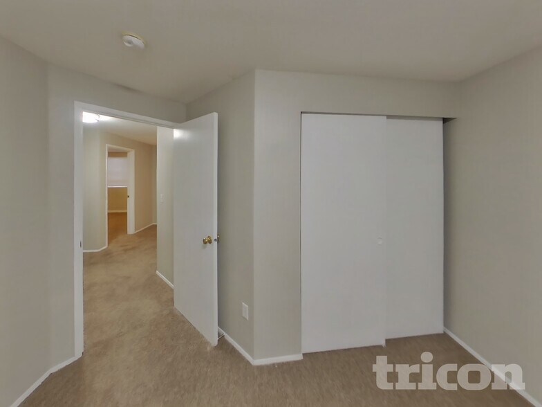 Building Photo - 22506 44th Ave Ct E