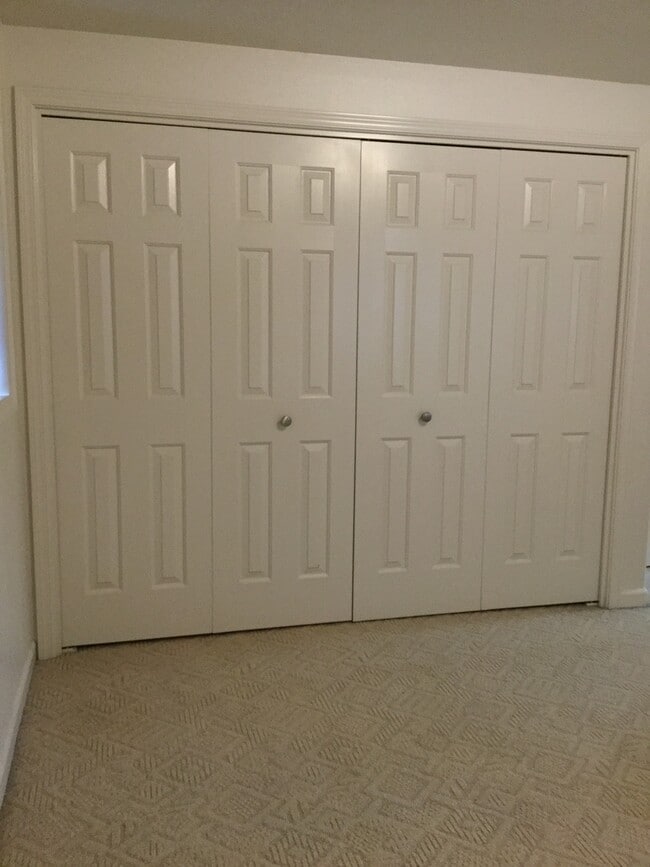 Building Photo - Cozy 2 Bed 2 Bath Condo with Private Patio