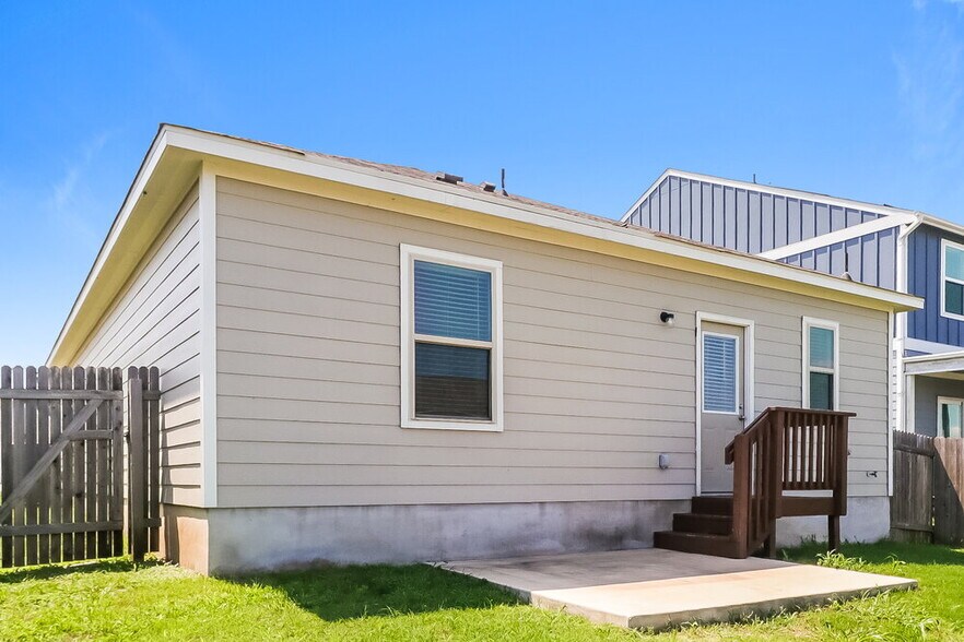 Building Photo - 13108 Foreston Dr