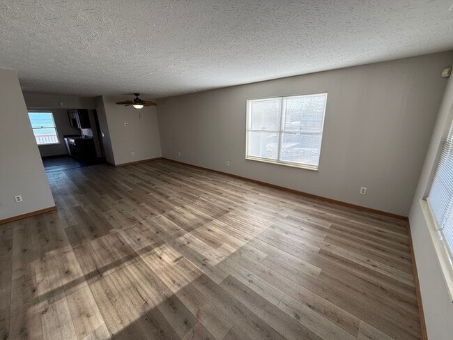 Building Photo - Welcome to 5085 Stanley Ave