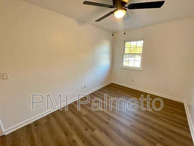 Building Photo - 1312 Cactus Ave