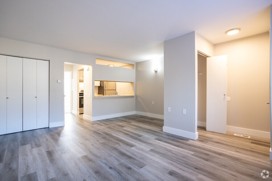 Interior Photo - Pine Creek Apartments