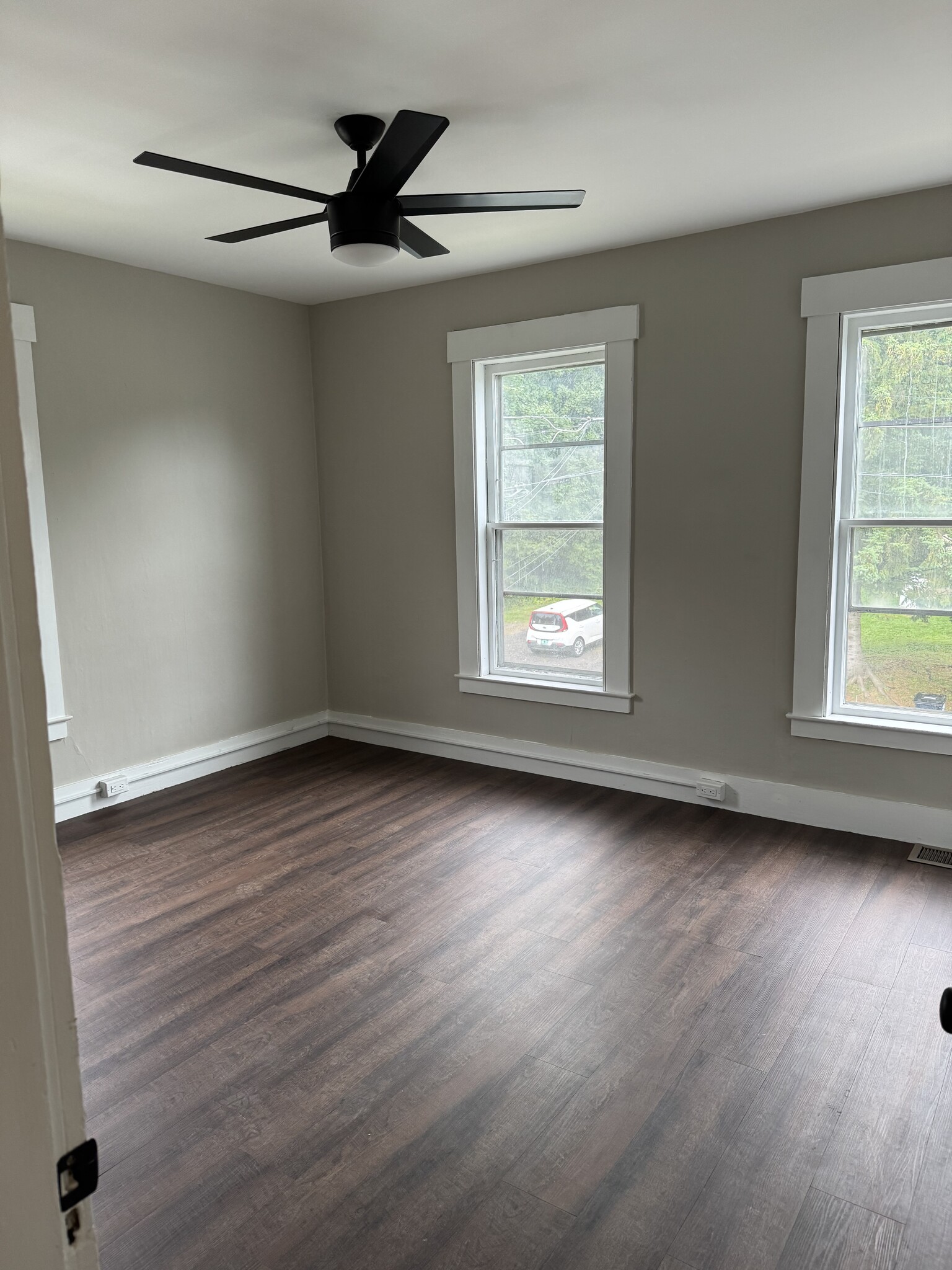 Bedroom #3 - 14 Cliff St