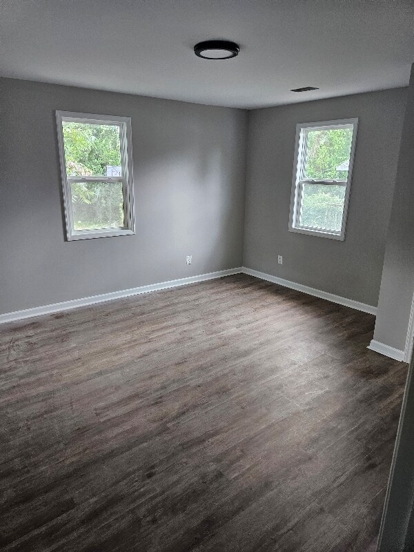 Building Photo - 2420 Elmwood Ave