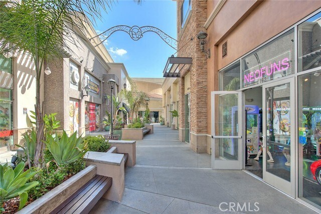 Building Photo - 600 N Atlantic Blvd