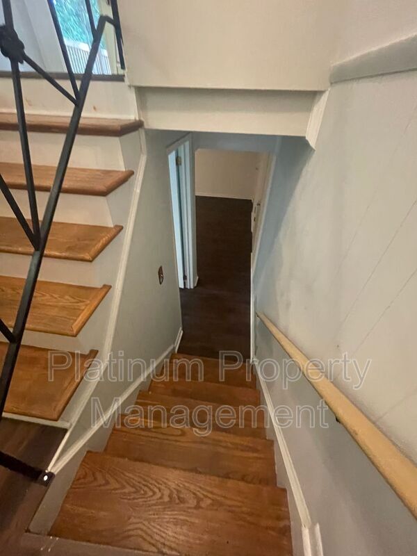 Building Photo - 2564 Timberly Dr SE
