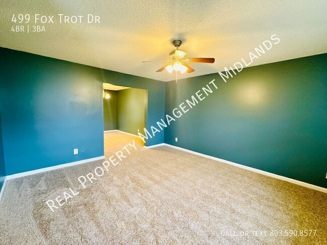 Building Photo - 499 Fox Trot Dr