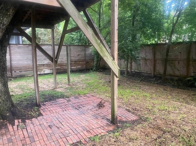 Building Photo - 4425 Ione St