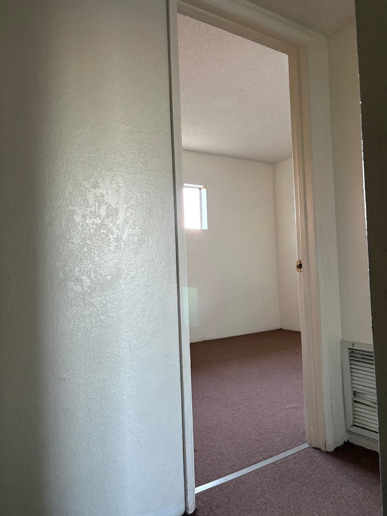 Building Photo - 433 Avenida Garza