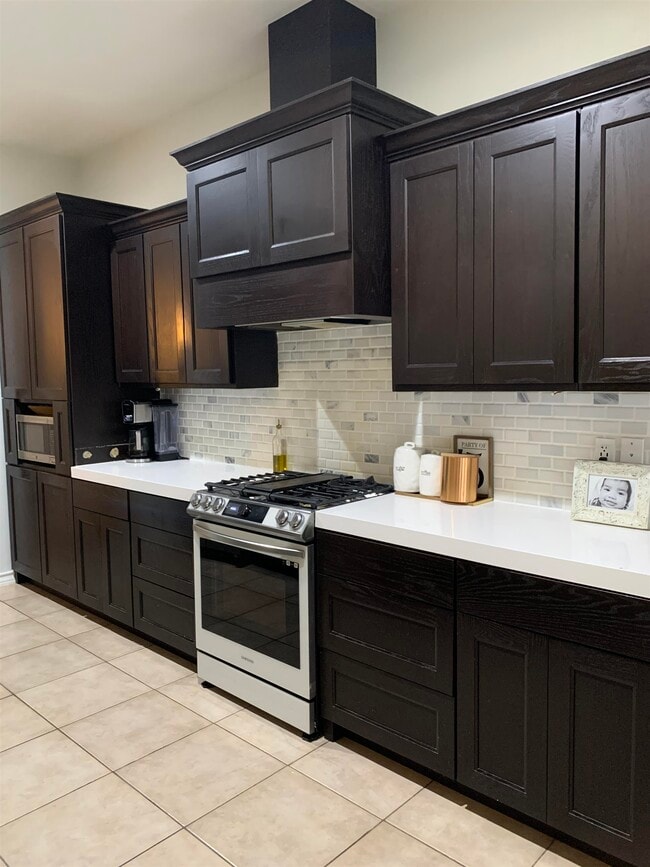 Building Photo - 307 Michoacan Loop