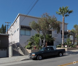 Building Photo - Hillside Manor