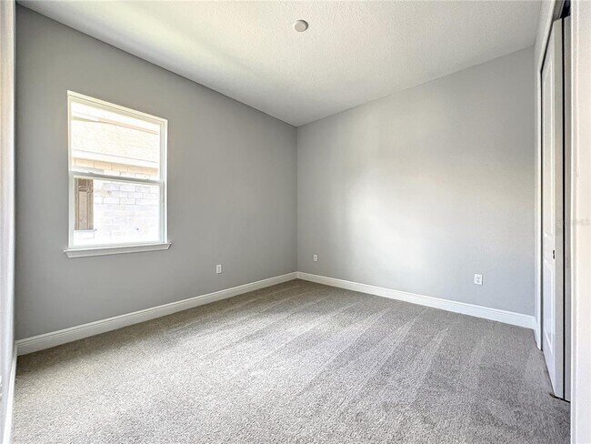 Building Photo - 13181 McMillan Dr