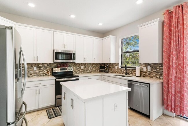 Building Photo - 5578 Sandbirch Wy